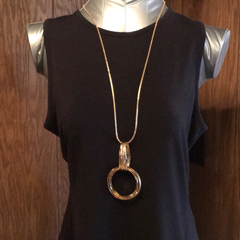 NWT necklace
